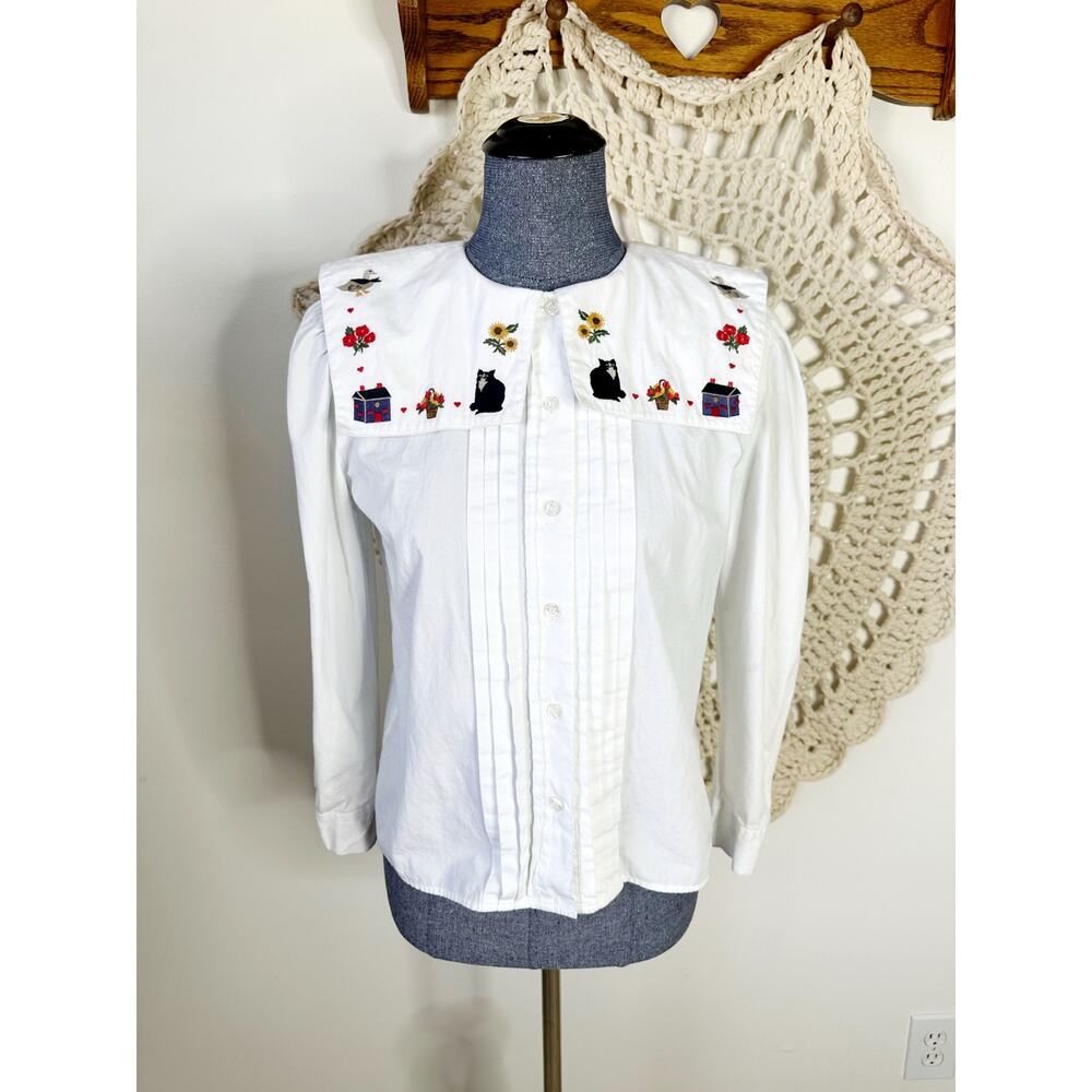 Bryn Connelly Vintage 90s Cottagecore Embroidered Goose Floral Cat Blouse 6